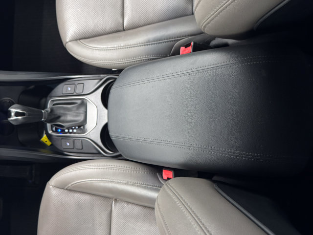 Used 2018 Hyundai Santa Fe Sport FWD image 37