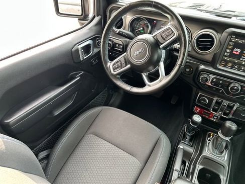 Used 2022 Jeep Wrangler Unlimited Rubicon 4xe w/ Cold Weather Group image 19