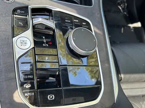 Used 2024 BMW X5 xDrive40i w/ Premium Package image 22