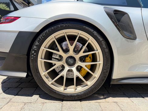 Used 2018 Porsche 911 GT2 RS RWD image 38