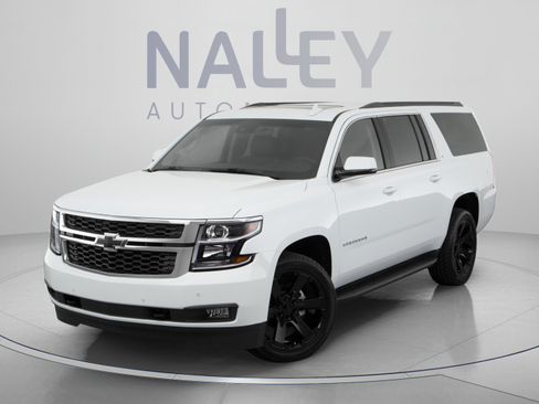 Used 2018 Chevrolet Suburban LT RWD image 8
