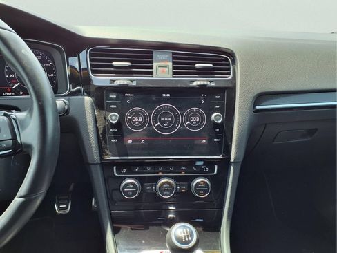 Used 2019 Volkswagen Golf R 4-Door AWD/4WD image 15
