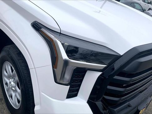 New 2026 Toyota Tundra SR image 13
