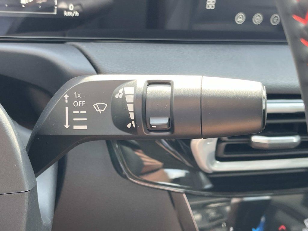 New 2027 Nissan Sentra SR w/ SR Premium Package FWD image 36