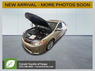 Used 2012 Toyota Camry XLE FWD video 1