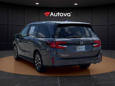 Used 2026 Honda Odyssey EX-L image 3