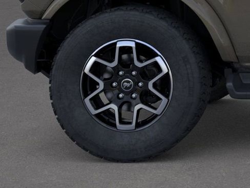 New 2026 Ford Bronco Outer Banks image 21