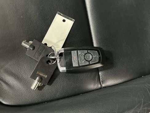 Used 2021 Ford Bronco First Edition AWD/4WD image 33