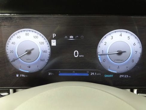 Used 2024 Hyundai Elantra SEL FWD image 25