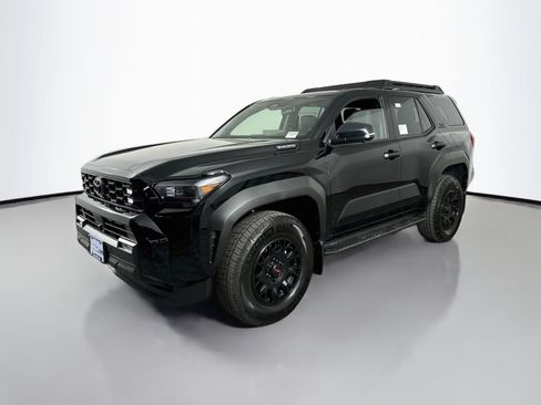 New 2026 Toyota 4Runner TRD Off-Road Premium AWD/4WD image 3