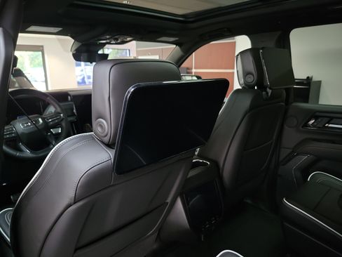 New 2026 GMC Yukon XL AT4 Ultimate image 15