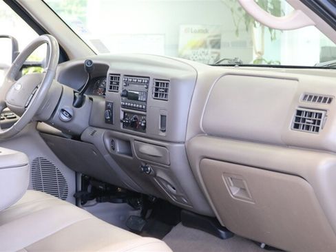 Used 2002 Ford F350 Lariat AWD/4WD image 88