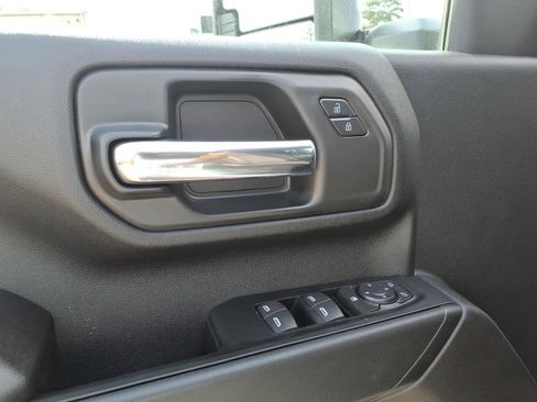 New 2026 GMC Sierra 2500 Pro w/ Convenience Package image 8