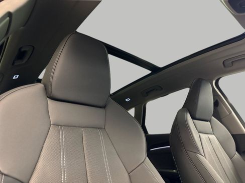 Certified 2025 Audi Q5 Premium w/ Premium Plus AWD/4WD image 17