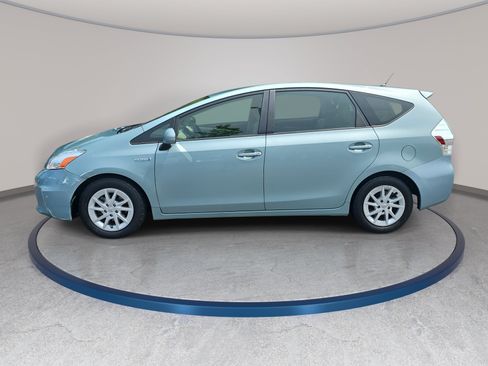 Used 2013 Toyota Prius V Two FWD image 8
