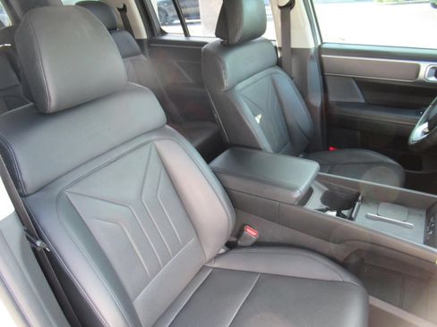 Used 2024 Hyundai Santa Fe XRT AWD/4WD image 9