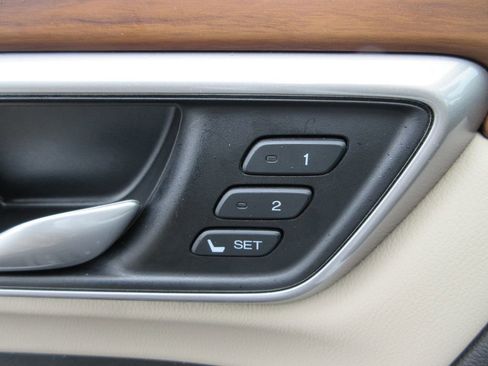 Used 2020 Honda CR-V Touring image 22