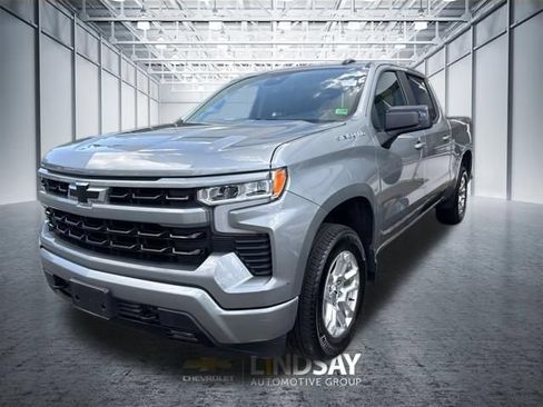 Used 2026 Chevrolet Silverado 1500 RST AWD/4WD image 2