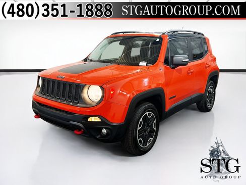Used 2016 Jeep Renegade Trailhawk w/ Premium Trailhawk Package AWD/4WD image 1
