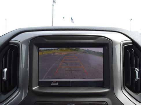 Used 2025 Chevrolet Silverado 1500 W/T image 17