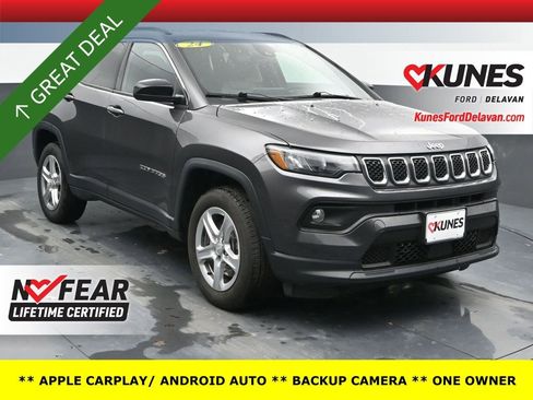 Used 2024 Jeep Compass Latitude image 1