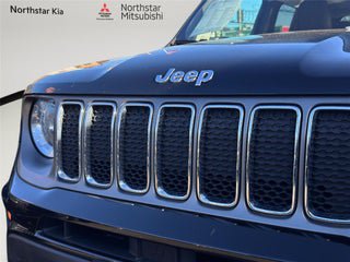 Used 2019 Jeep Renegade Limited w/ UConnect 8.4 Nav Group AWD/4WD image 12