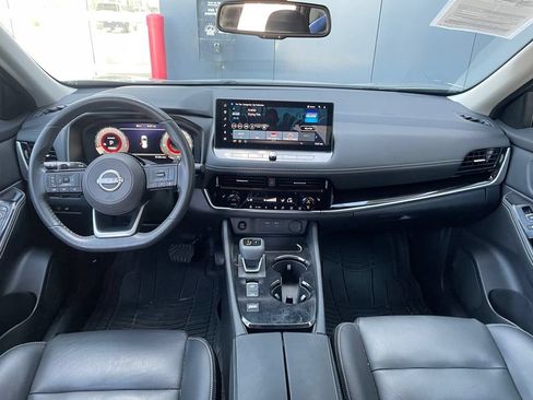 Certified 2024 Nissan Rogue SL FWD image 12
