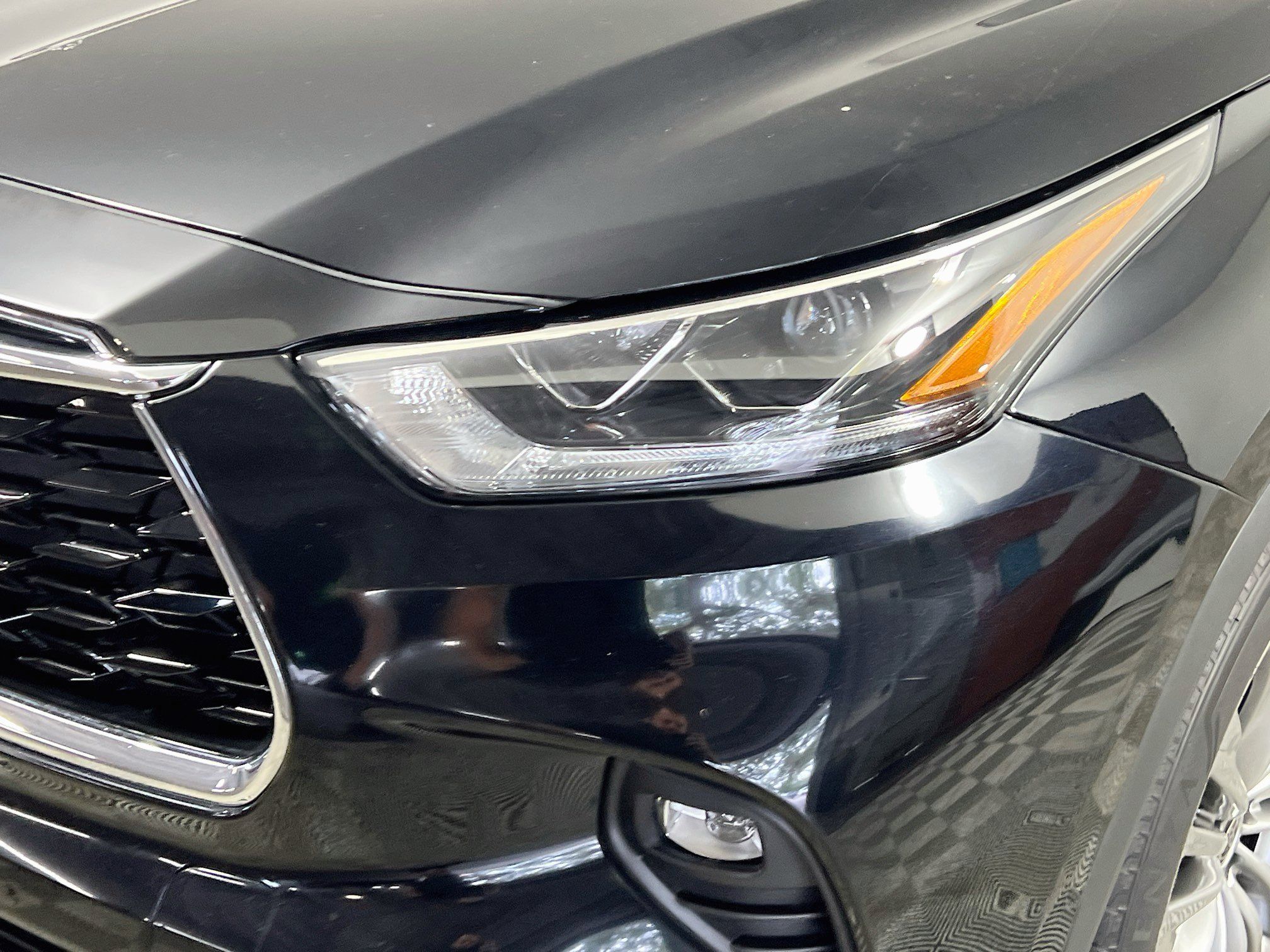 Used 2023 Toyota Highlander Platinum AWD/4WD image 12