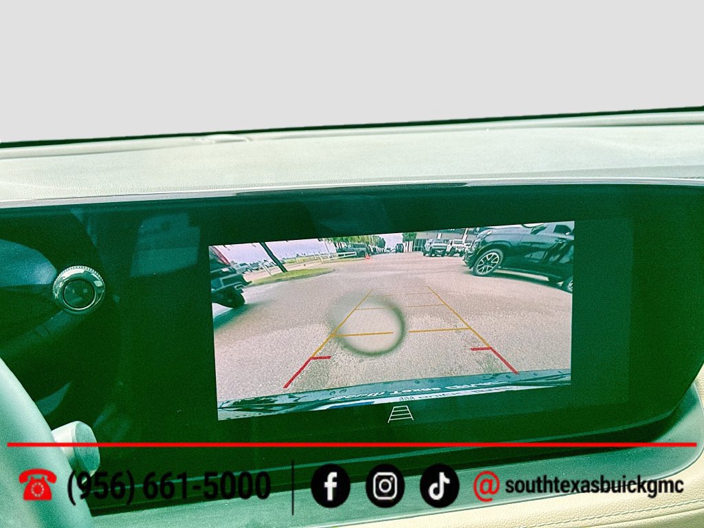 Used 2025 Buick Encore GX Sport Touring FWD image 17