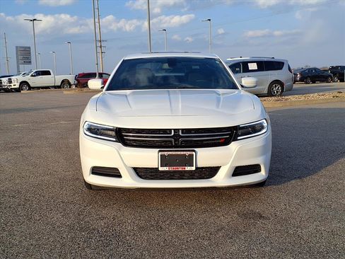 Used 2017 Dodge Charger SE image 36