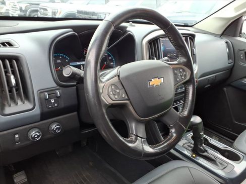 Used 2019 Chevrolet Colorado Z71 image 9