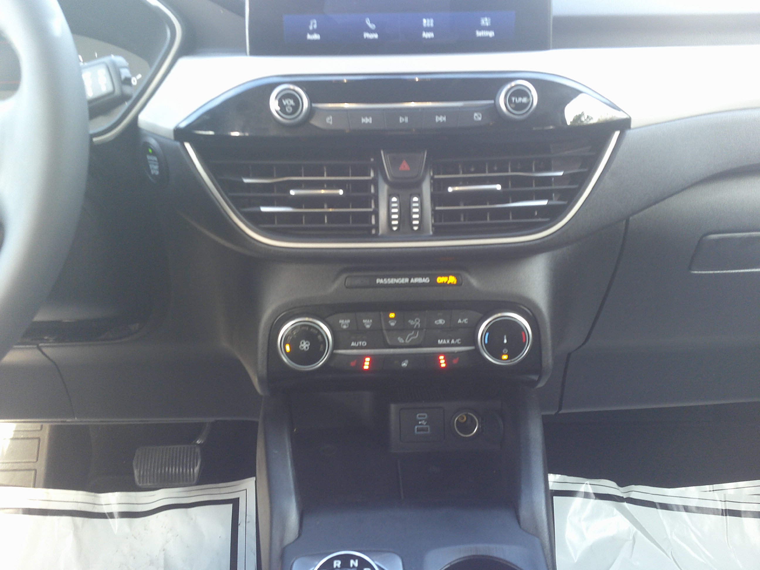 Used 2022 Ford Escape SE w/ Cold Weather Package AWD/4WD image 20