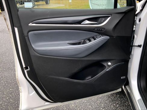 Used 2018 Buick Enclave Premium w/ Experience Buick Package image 21