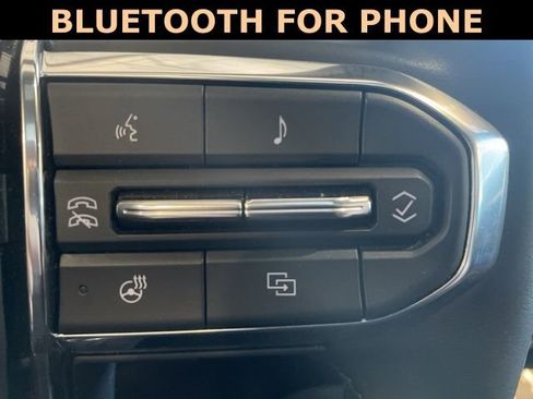 Used 2025 GMC Terrain Elevation image 17