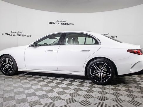 Used 2024 Mercedes-Benz E 350 4MATIC Sedan image 9