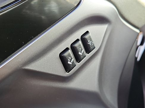 Used 2023 Subaru Outback Limited image 27