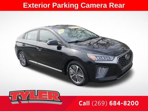 Used 2022 Hyundai Ioniq SEL FWD image 1