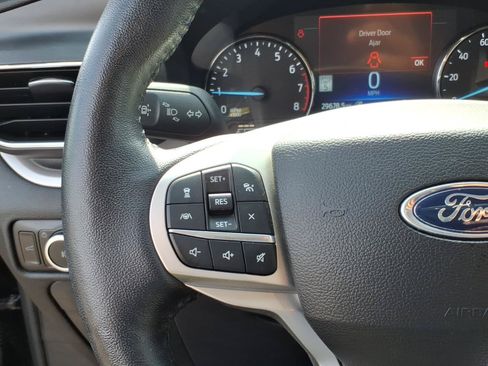 Certified 2023 Ford Explorer XLT w/ Equipment Group 202A AWD/4WD image 19