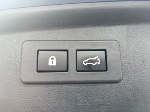 Used 2020 Subaru Outback Limited AWD/4WD image 32