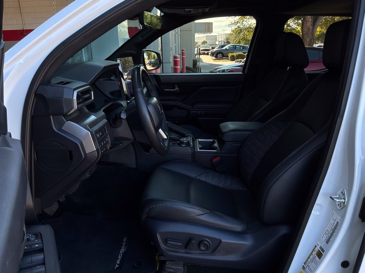 Used 2024 Toyota Tacoma TRD Off-Road w/ TRD Off Road Premium Package AWD/4WD image 16