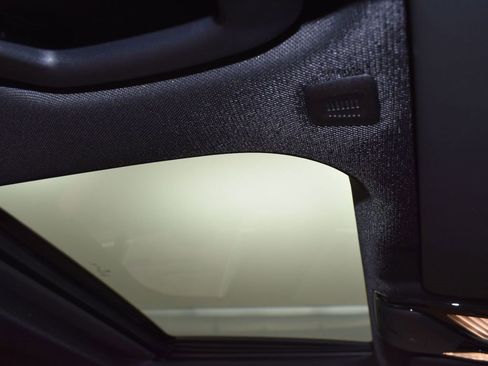 New 2026 BMW 330i Sedan w/ Convenience Package image 26