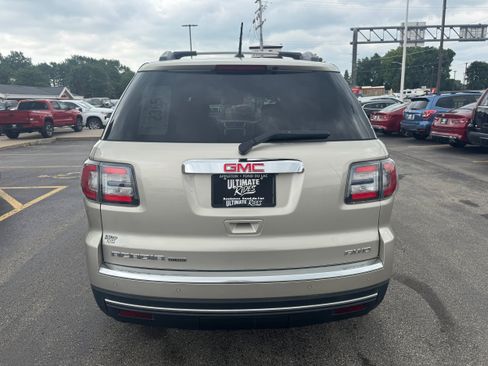 Used 2017 GMC Acadia Limited SLT AWD/4WD image 4