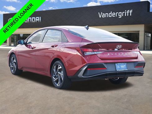 New 2025 Hyundai Elantra Sport image 3