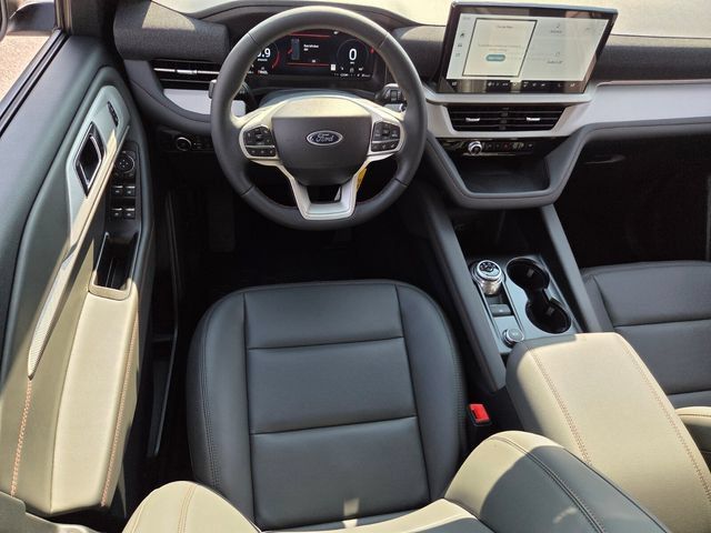New 2026 Ford Explorer Active w/ Active Comfort Package AWD/4WD image 7