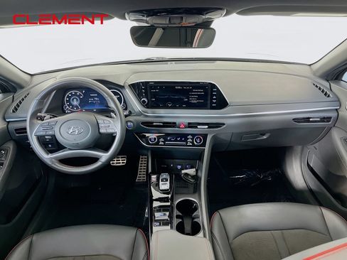Used 2023 Hyundai Sonata SEL Plus FWD image 12