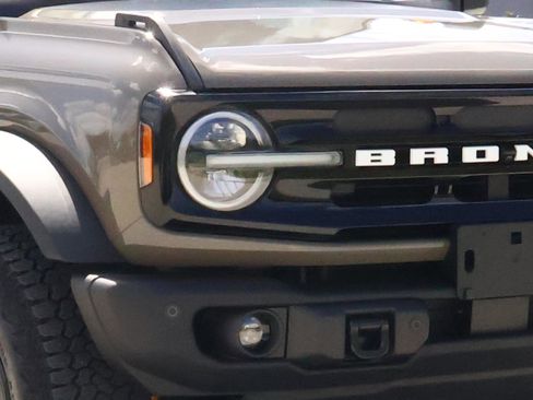 Used 2025 Ford Bronco Badlands AWD/4WD image 7
