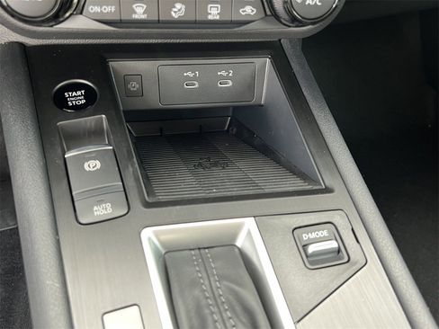 New 2026 Nissan Kicks SV image 12