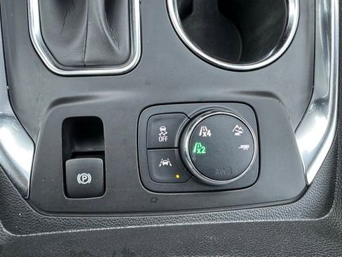 Used 2021 Chevrolet Traverse LT AWD/4WD image 21
