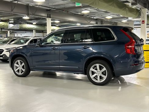 Certified 2023 Volvo XC90 B5 Core w/ Protection Package Premier AWD/4WD image 4