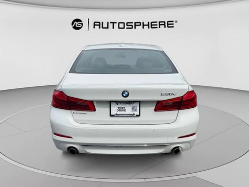 Used 2018 BMW 530e xDrive AWD/4WD image 7